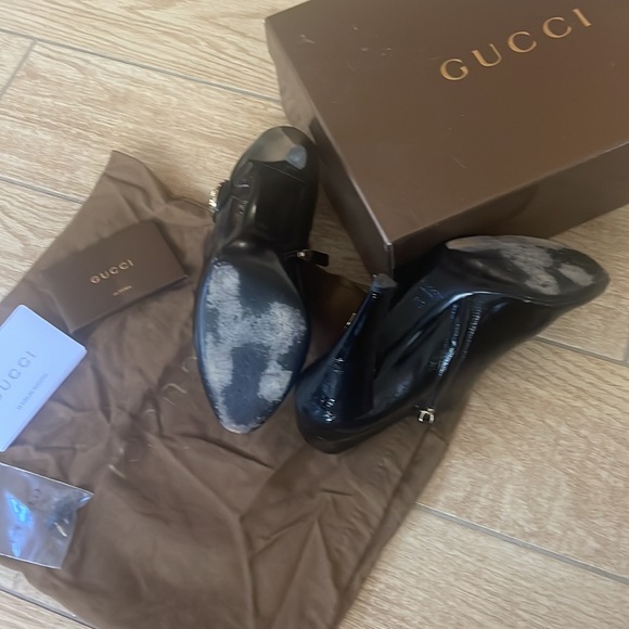 Fabulous Vintage Gucci Booties - Picture 2 of 6